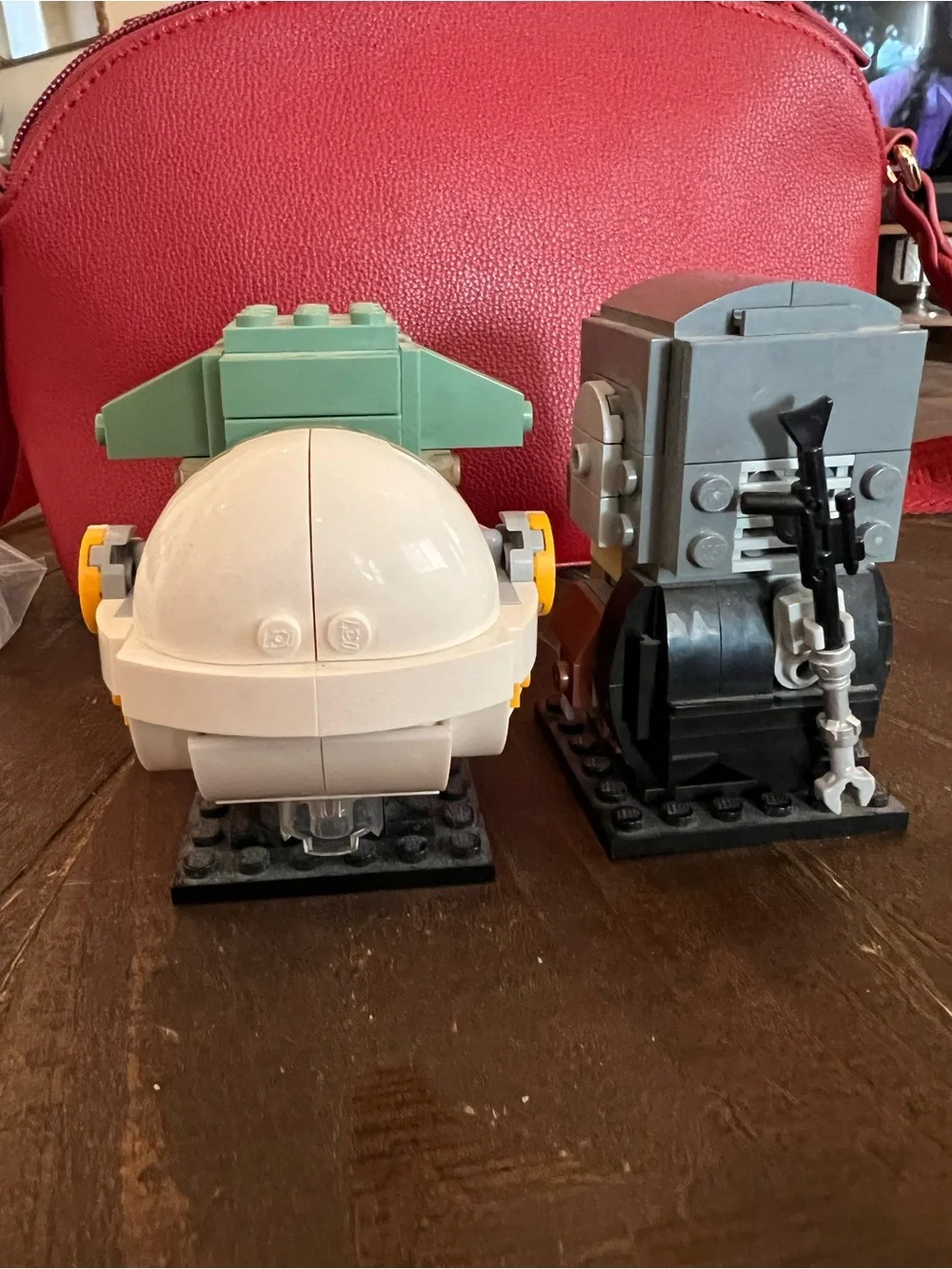 Lego Brickheads Mandalorian & The Child. Complete. No box put together